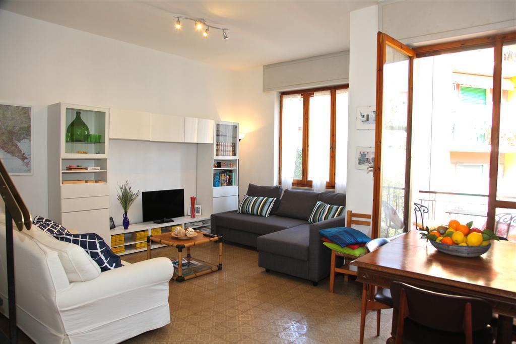 Casa Manu Apartments มอนเตรอสโซ อัล มาเร ภายนอก รูปภาพ