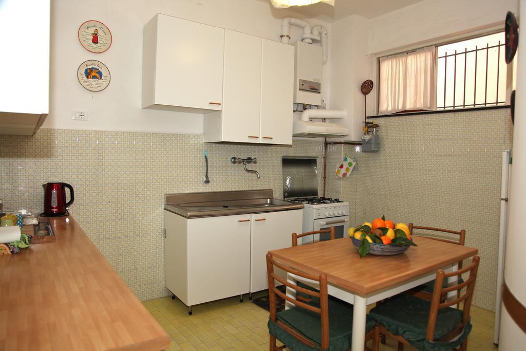 Casa Manu Apartments มอนเตรอสโซ อัล มาเร ภายนอก รูปภาพ